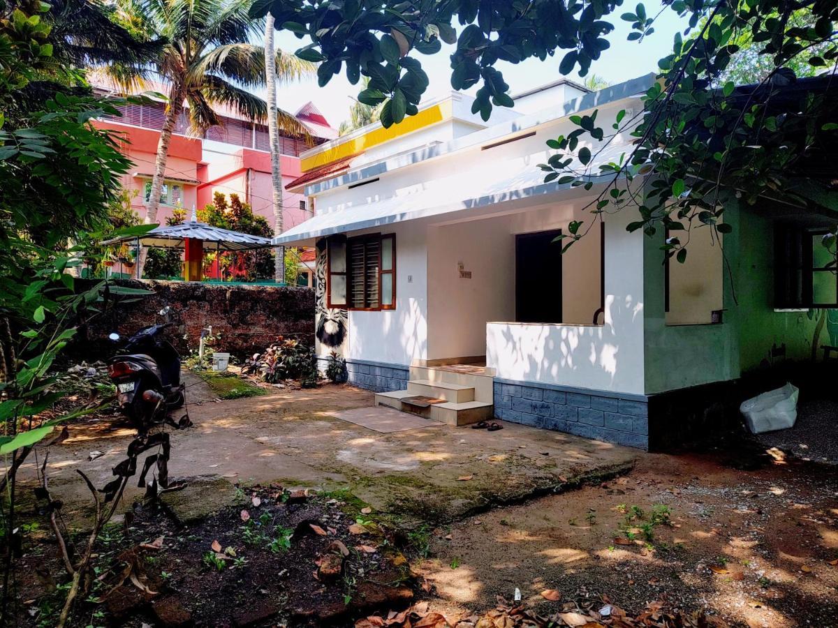 Gogonuts Hostel Varkala Luaran gambar