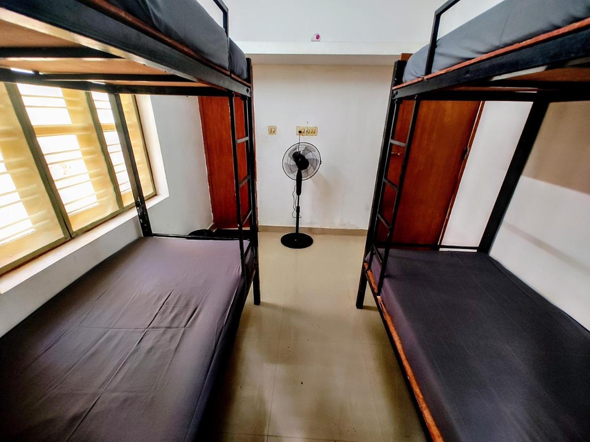 Gogonuts Hostel Varkala Luaran gambar